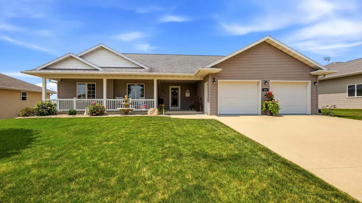 259 Bryn Drive, Peosta, IA 52068 - #1