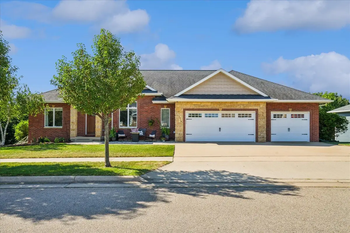 1918 Creek Wood Drive, Dubuque, IA 52003 - #1