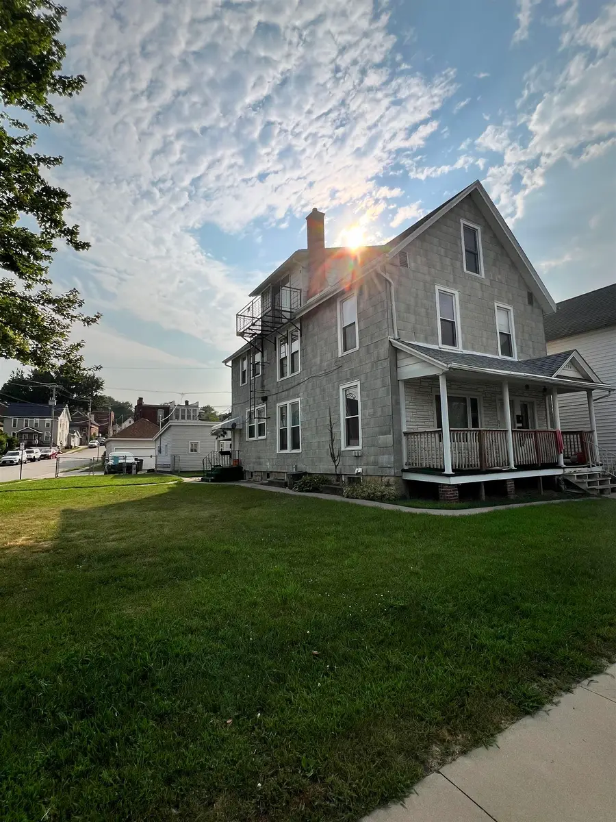 2320 Prince Street, Dubuque, IA 52001 - #2