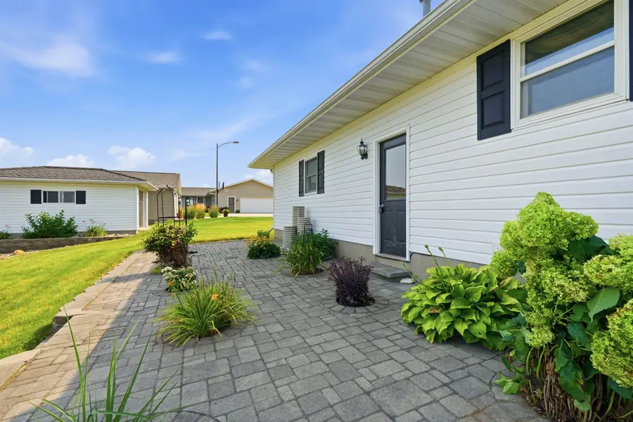 2214 185 Avenue, Manchester, IA 52057-0000 - #3