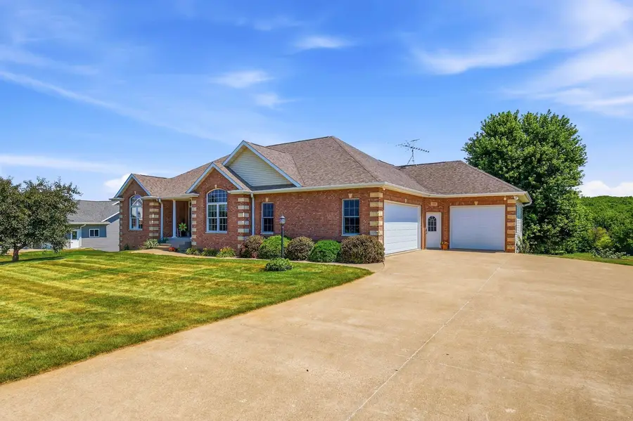 1603 Timber Court, Maquoketa, IA 52060 - #2