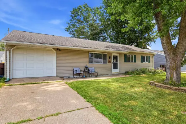 110 Jule Avenue, East Dubuque, IL 61025