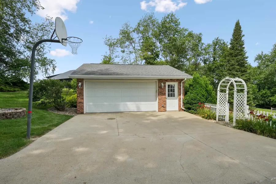 10611 Jordan Lane, Dubuque, IA 52003 - #3