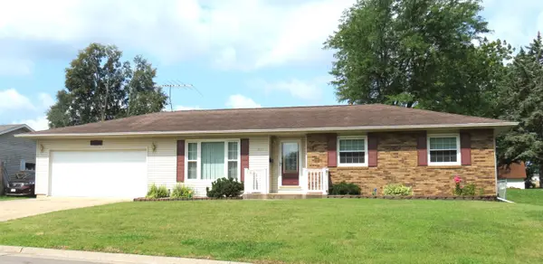 908 W Farmland Drive, Maquoketa, IA 52060