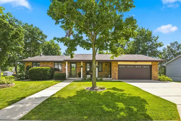 5153 Sun Valley Drive, Dubuque, IA 52002