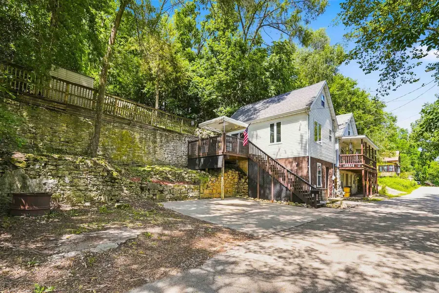 963 Thomas Place, Dubuque, IA 52001 - #2