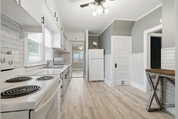 310 N Williams Street, Earlville, IA 52041
