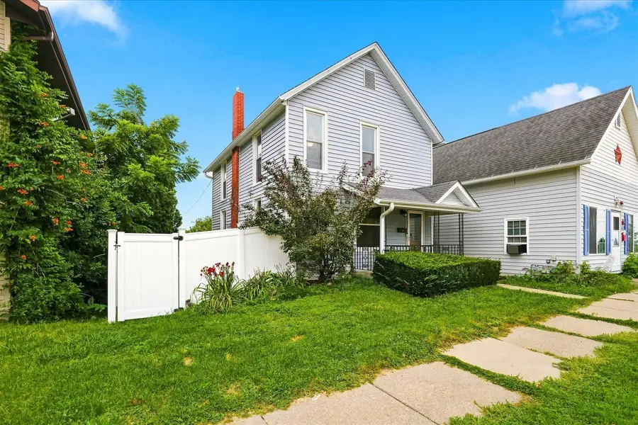 580 Nevada Street, Dubuque, IA 52001 - #2