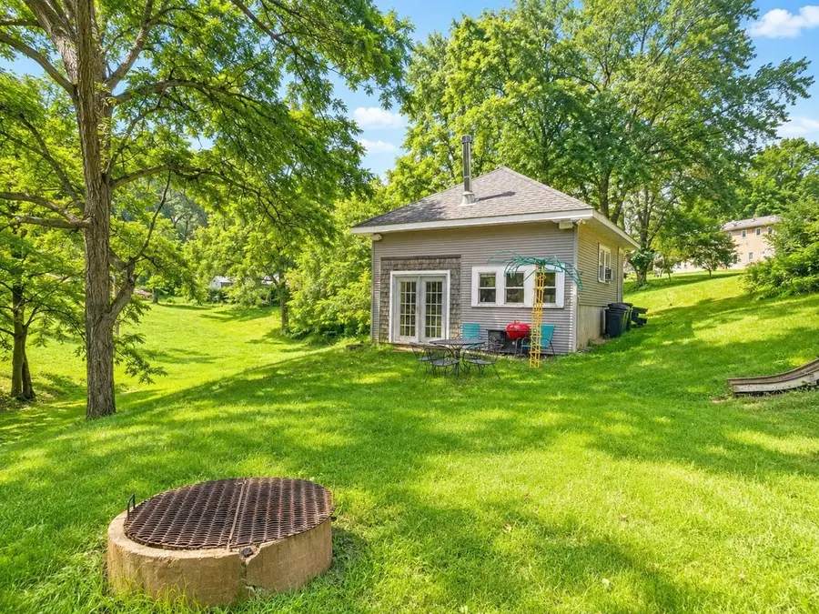 22002 Lake Shore Drive, Bernard, IA 52032 - #2