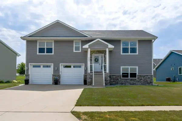 2161 Blackfoot Lane, Dubuque, IA 52002