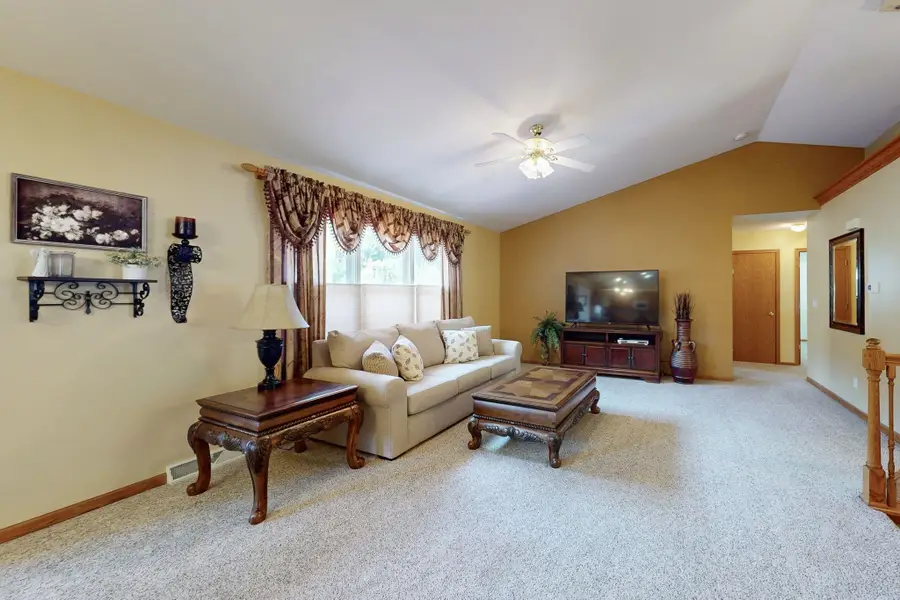 1636 Kathy Drive, Dubuque, IA 52003 - #2