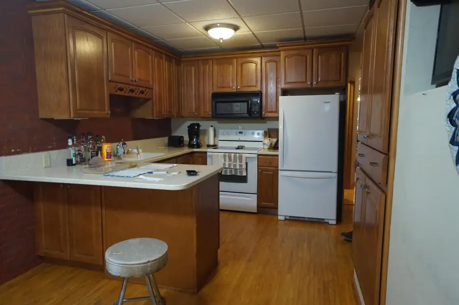 204 S Riverview Street, Bellevue, IA 52031 - #2