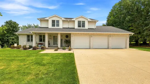 3188 Highland Park Drive, Dubuque, IA 52001-0000