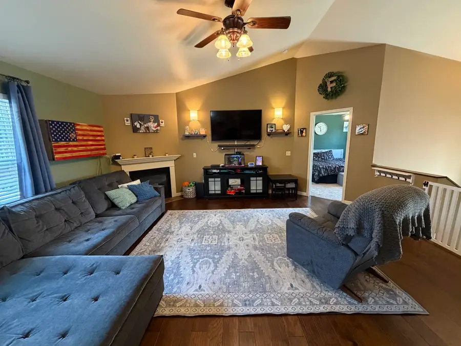828 Patricia Ann Drive, Dubuque, IA 52003 - #3