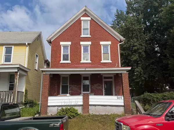707 Lincoln Avenue, Dubuque, IA 52001