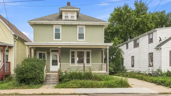 2290 Washington Street, Dubuque, IA 52001
