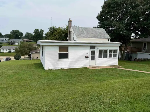 2891 Indiana Avenue, Dubuque, IA 52001