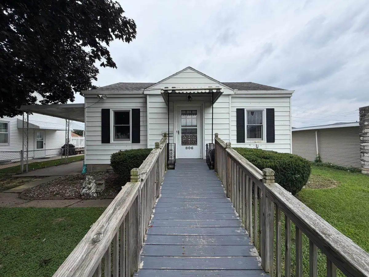 806 Euclid Street, Dubuque, IA 52001 - #1