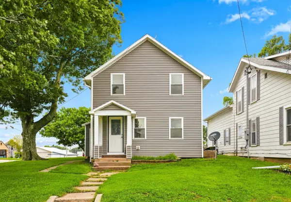 107 W Madison Street, Edgewood, IA 52042
