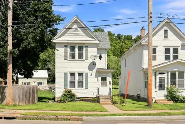 499 Kaufmann Avenue, Dubuque, IA 52001