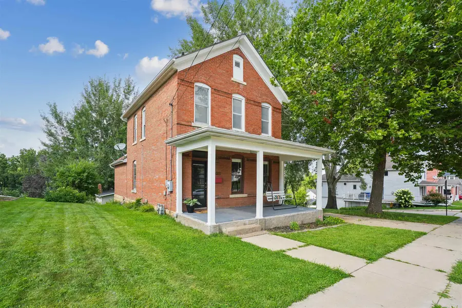 1021 Cleveland Avenue, Dubuque, IA 52003 - #2