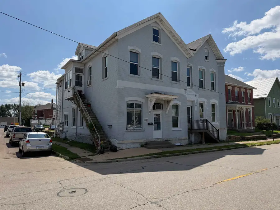 828-830 Rhomberg Avenue, Dubuque, IA 52001 - #3