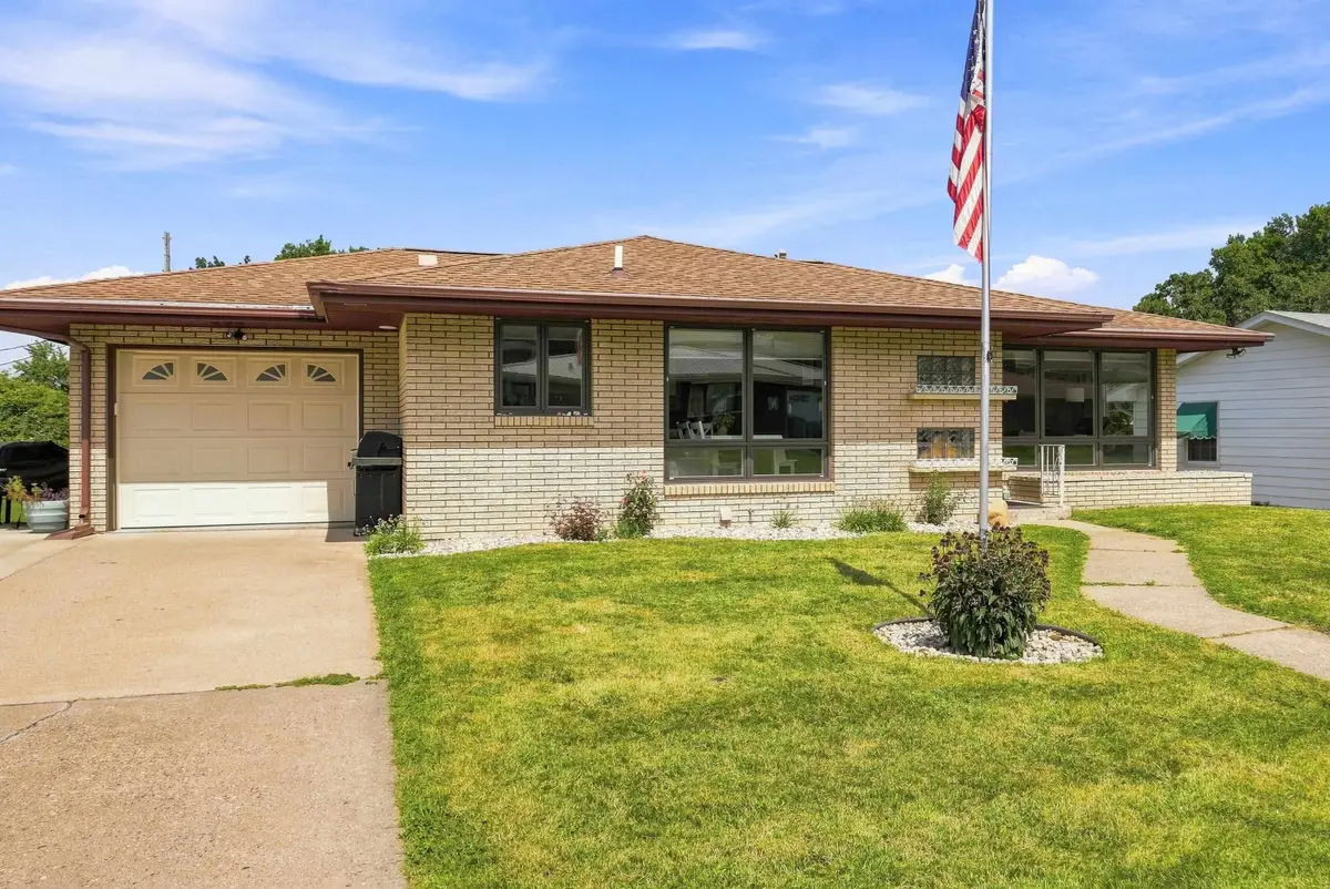 3055 Kane Court, Dubuque, IA 52001 - #1