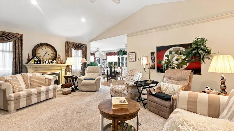 2300 Harvest View Drive, Dubuque, IA 52001 - #2