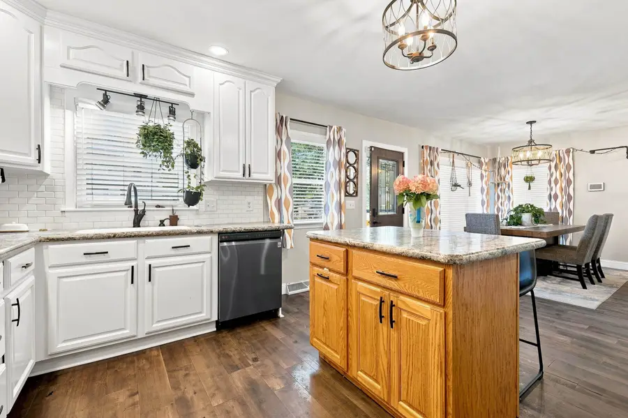 2230 Evergreen Drive, Dubuque, IA 52001 - #2