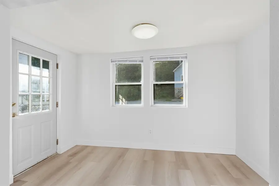 495 Clark Street, Dubuque, IA 52001 - #2