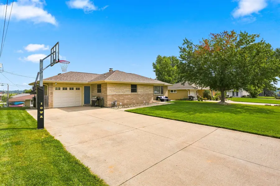 9593 Monticello Drive, Dubuque, IA 52003 - #2