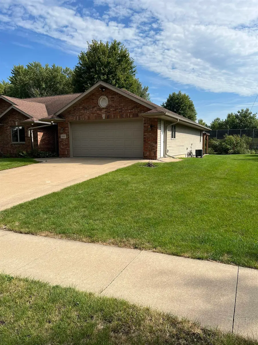 503 SW Edwards Street, Epworth, IA 52045 - #2