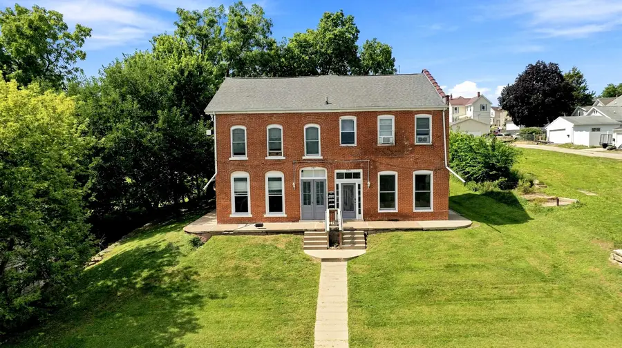 757-759 Caledonia Place, Dubuque, IA 52001 - #2