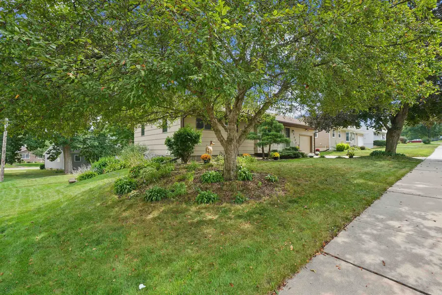 2098 Jeffrey Drive, Dubuque, IA 52002 - #3