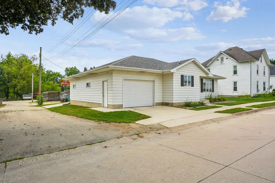 1918 New Vienna Road, New Vienna, IA 52065 - #2