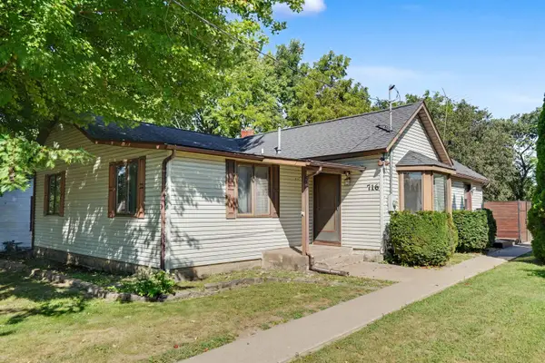 706 & 716 Main Avenue, Clinton, IA 52732