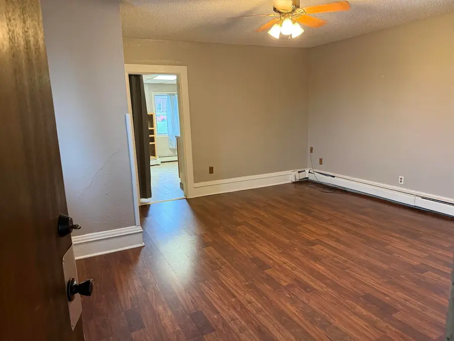 930 N Booth Street, Dubuque, IA 52001 - #2