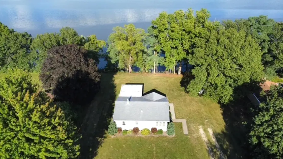 129 Riverside Street, Bellevue, IA 52031 - #3