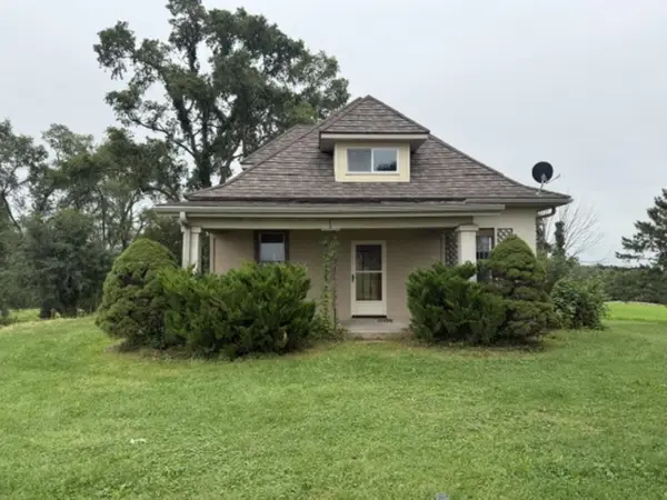 17935 167th Avenue, Maquoketa, IA 52060