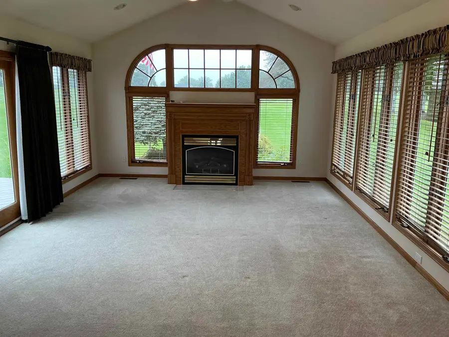 16877 Thunder Hills Drive, Peosta, IA 52068 - #2