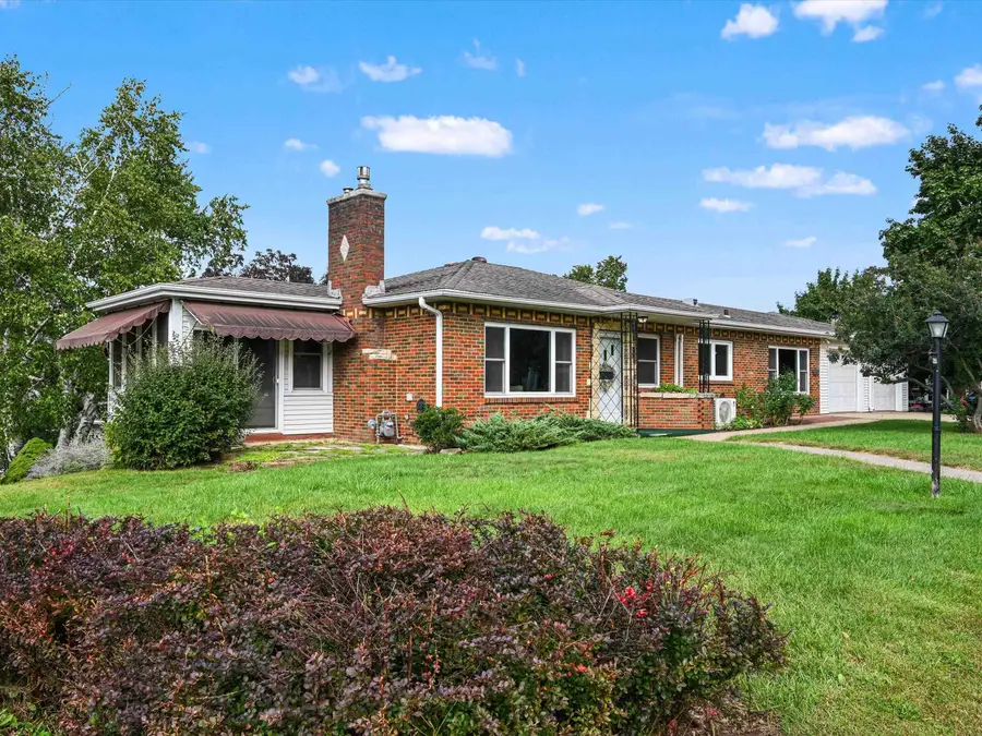 2315 Woodlawn Street, Dubuque, IA 52001 - #3