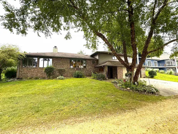23270 417th Avenue, Bellevue, IA 52031