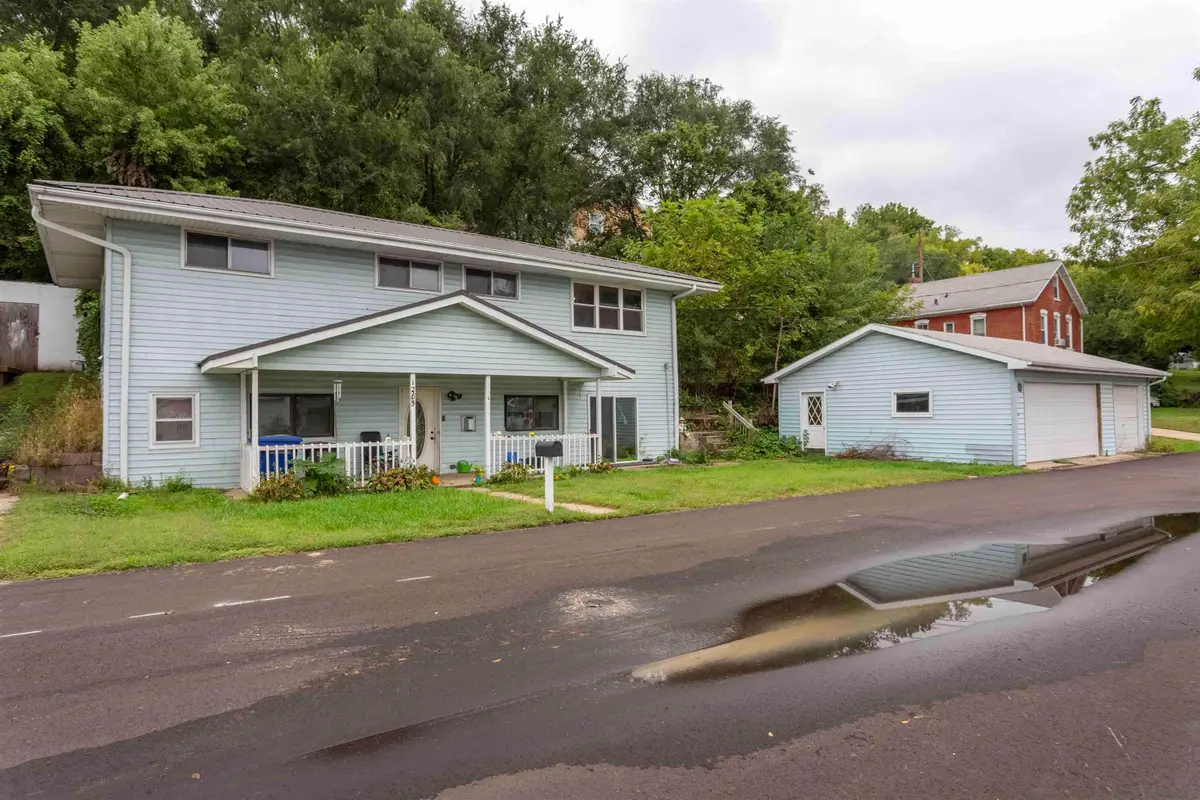 1285 High Bluff Street, Dubuque, IA 52001 - #1