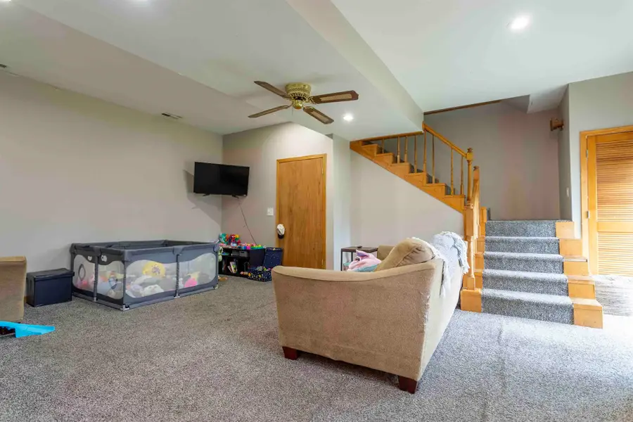 1285 High Bluff Street, Dubuque, IA 52001 - #3