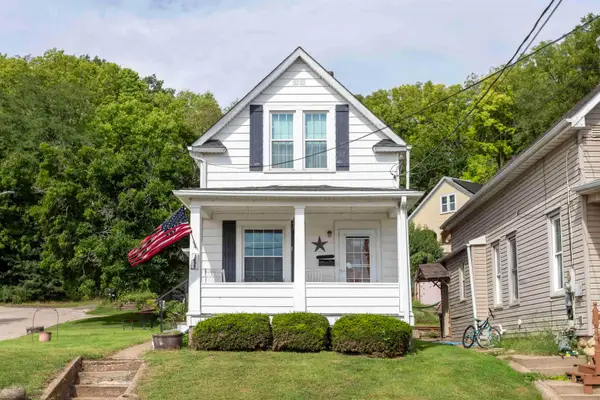 1499 Prescott Street, Dubuque, IA 52001