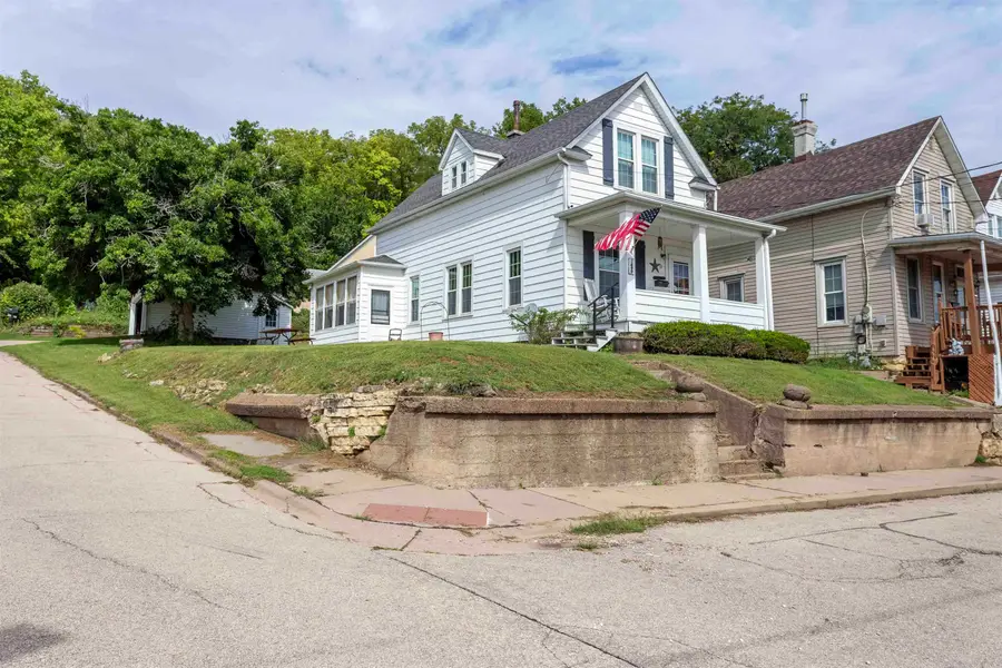 1499 Prescott Street, Dubuque, IA 52001 - #2