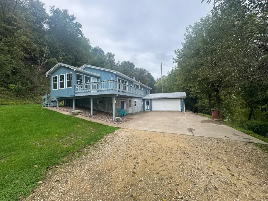 39494 360th Street, Guttenberg, IA 52052 - #2