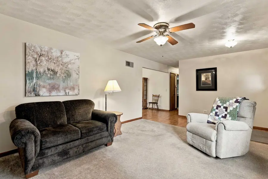 3166 Erie Court, Dubuque, IA 52001 - #3