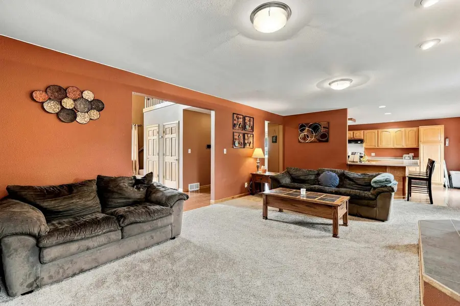 13235 W Clay Drive, Dubuque, IA 52002 - #3