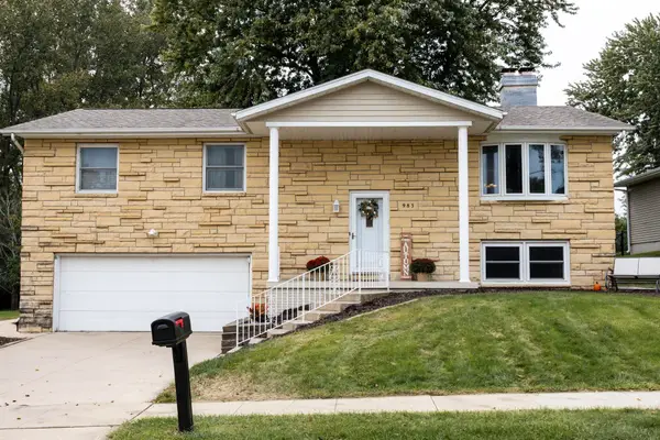 983 Richards Road, Dubuque, IA 52003